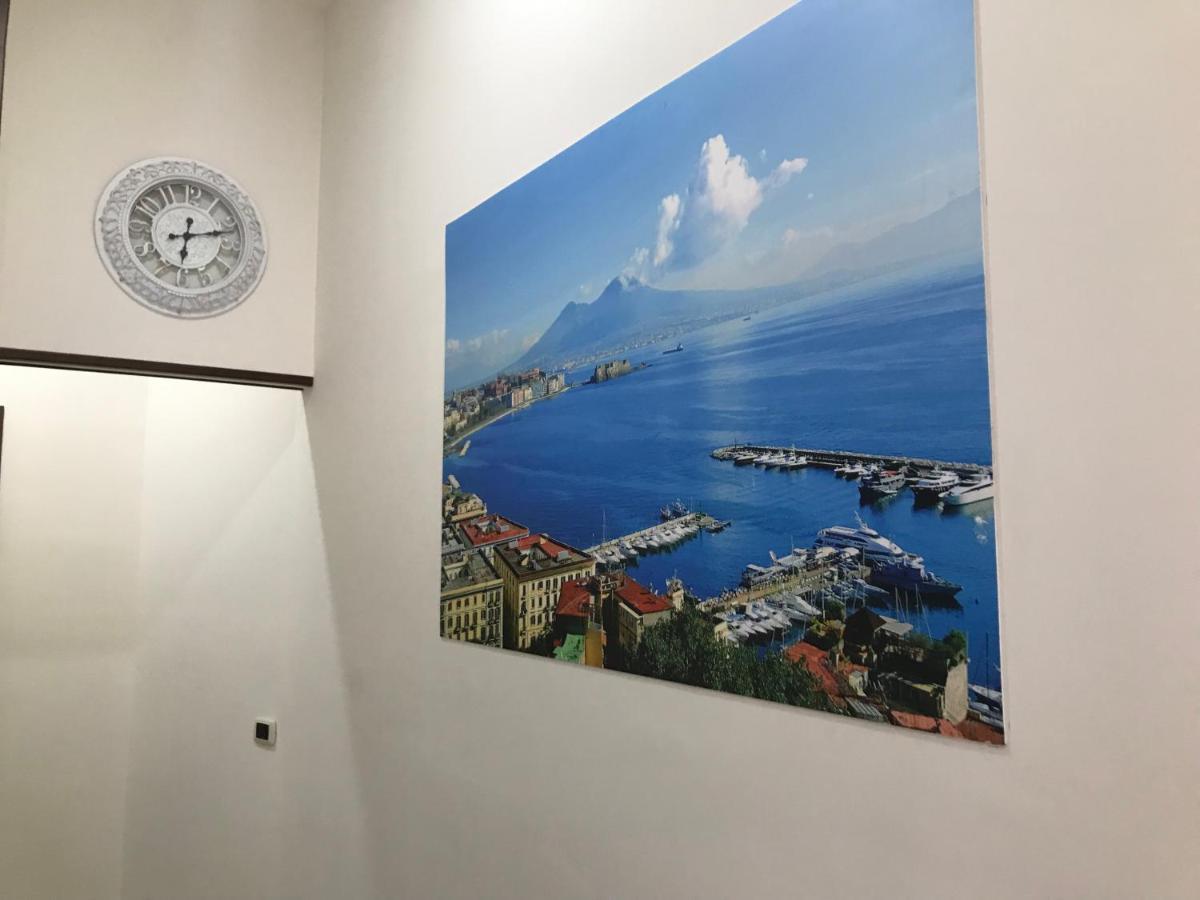 مبيت وإفطار نابولي Regy المظهر الخارجي الصورة