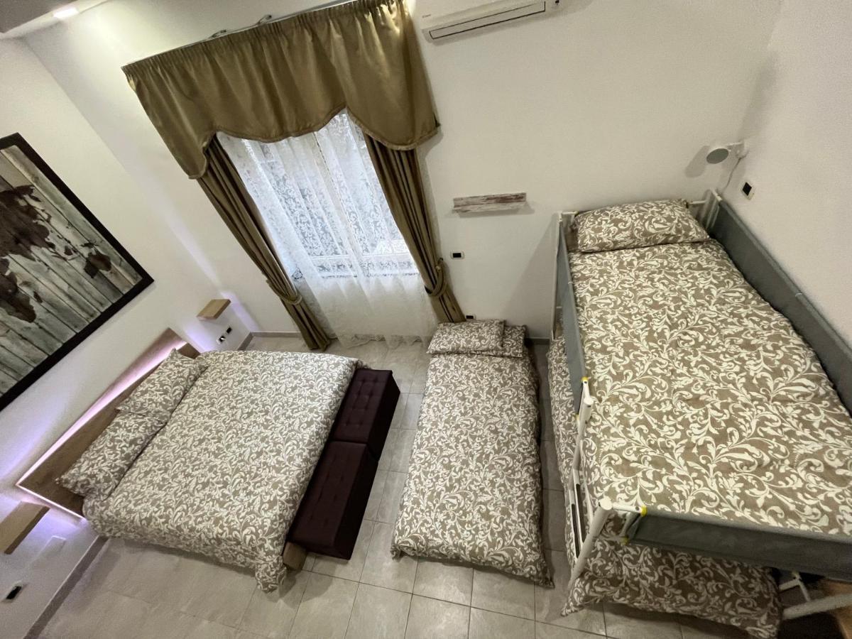 مبيت وإفطار نابولي Regy المظهر الخارجي الصورة