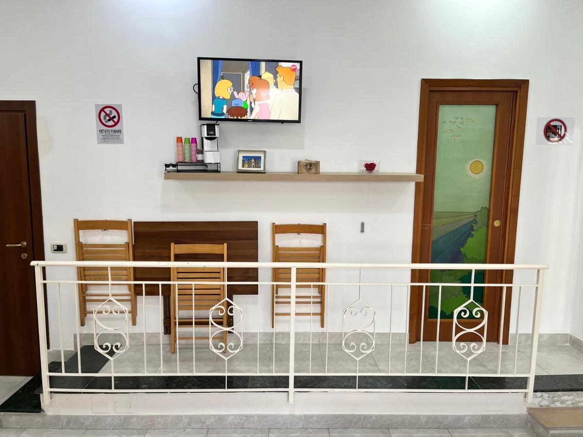 مبيت وإفطار نابولي Regy المظهر الخارجي الصورة