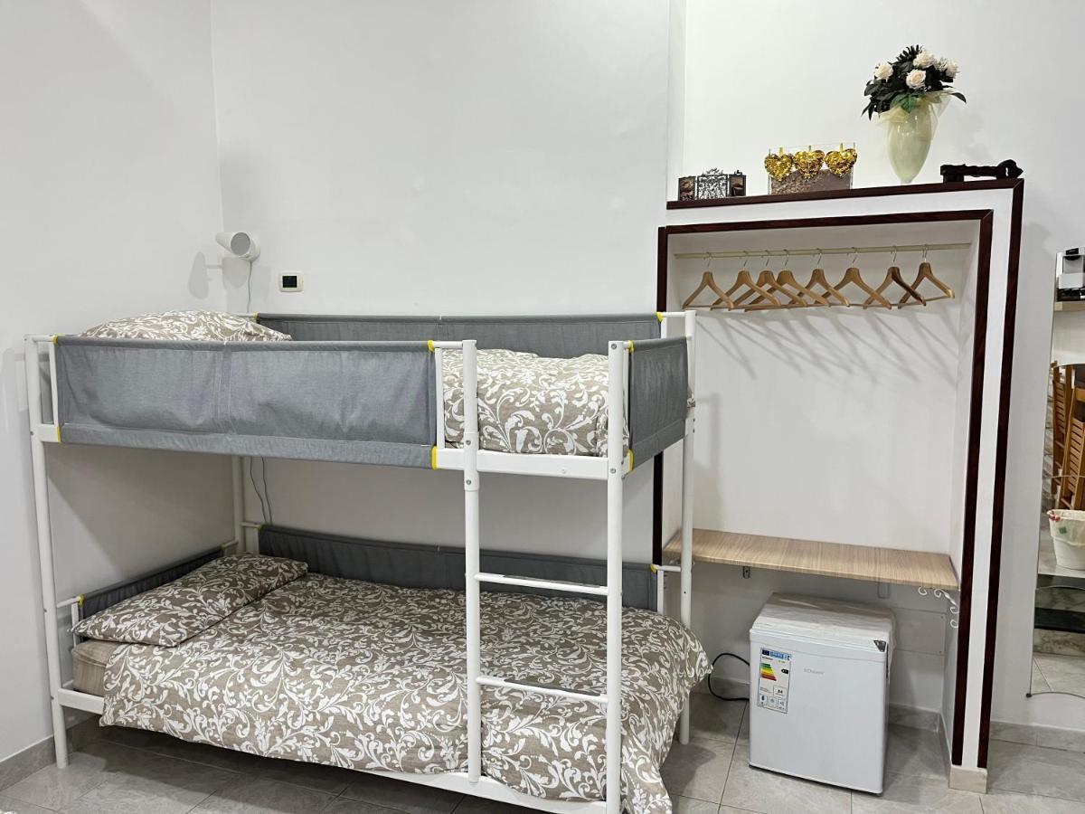 مبيت وإفطار نابولي Regy المظهر الخارجي الصورة